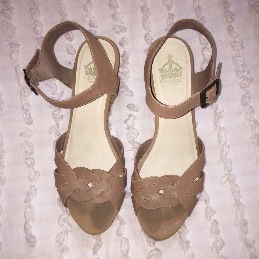 Crown Vintage Cork Wedges